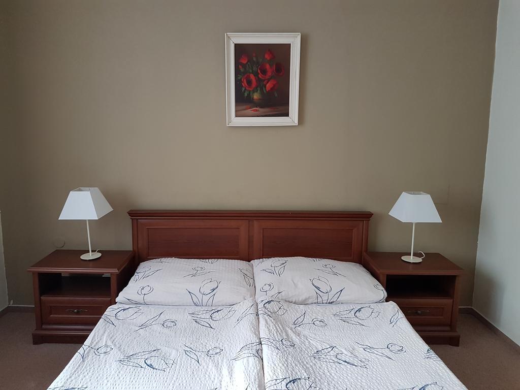 Siesta Rodinny Resort Пардубице Екстериор снимка