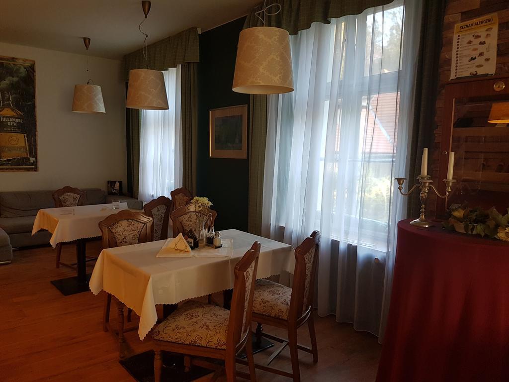 Siesta Rodinny Resort Пардубице Екстериор снимка
